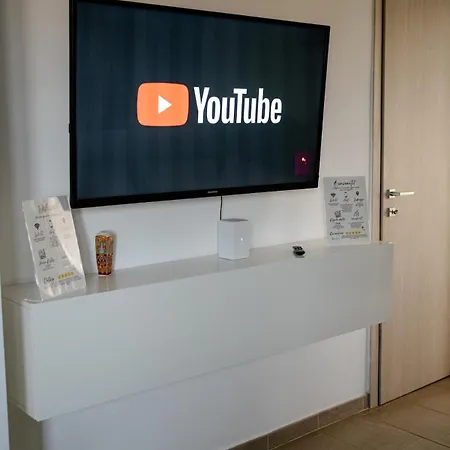 Lägenhet Casa Cleo Al Mare Con Free Wifi Netflix Ac *