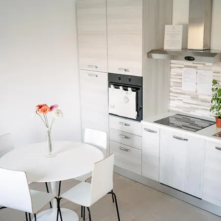 Casa Cleo Al Mare Con Free Wifi Netflix Ac Lägenhet *